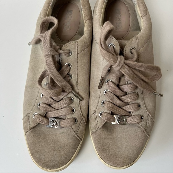 Michael Kors Leather Lace Up Sneakers 8.5 - Picture 7 of 12